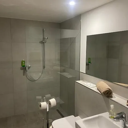 Landgasthof Zur Erholung 2*