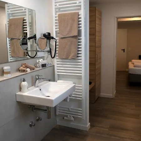 Hotell Landgasthof Zur Erholung Breitscheid (Rhineland-Palatinate)