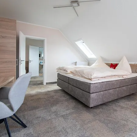 فندق Landgasthof Zur Erholung 2*