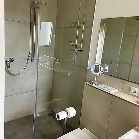 فندق Landgasthof Zur Erholung 2*