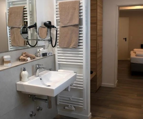 מלון Landgasthof Zur Erholung ברייטשייד