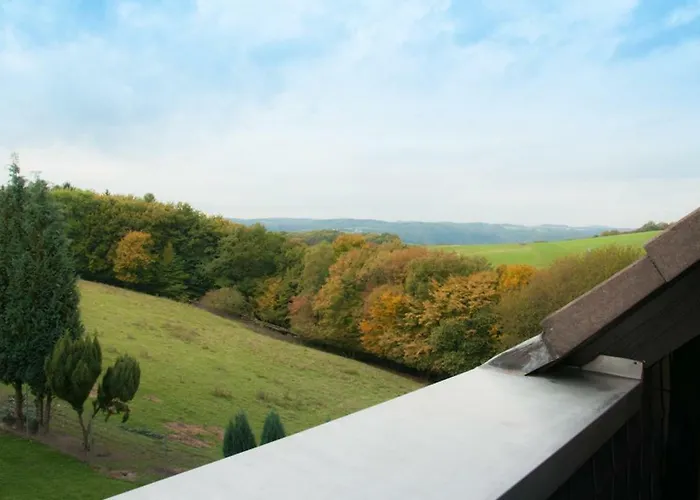 蓝哥祖尔荣酒店 Breitscheid (Rhineland-Palatinate)